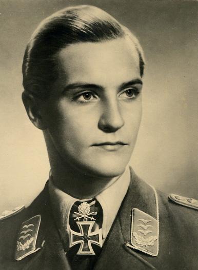 Hanss Joahims Marsejs Autors: Panzer Marsejs - 158 uzvaras gaisā