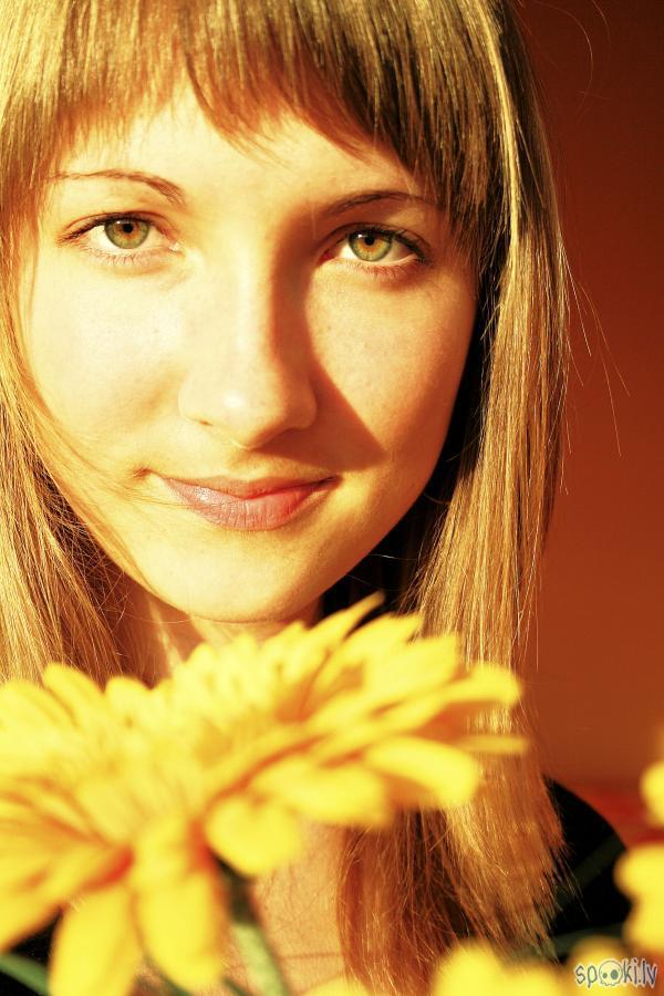 8 Kirii Autors: BangOut 2008. gada spoku meiteņu top15
