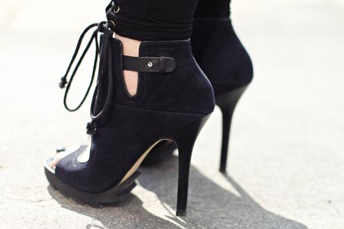 Autors: Mjaua Style. ;*