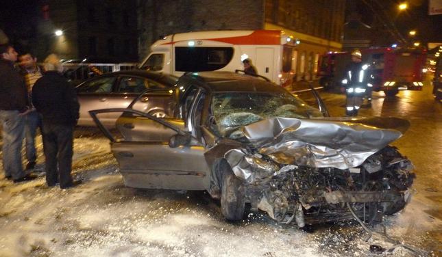 2000 gada 10 augusts Rīgā... Autors: Babadūks Lielākās autokatastrofas uz Latvijas ceļiem.