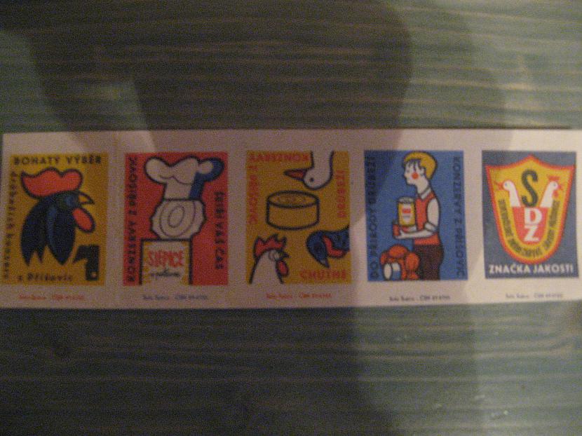 Random Autors: Spalvainais Atradu sērkociņu kastīšu dizainus