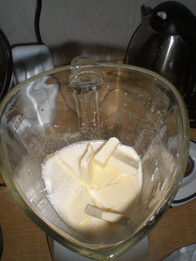 Te jau te visi sviesta... Autors: KaaMiS13 Gastronomiskās Izvirtulības.