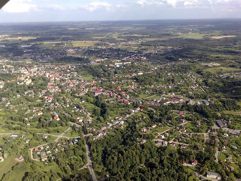 Un scaroneit jau redzamas... Autors: Odium Cēsis no augšas.