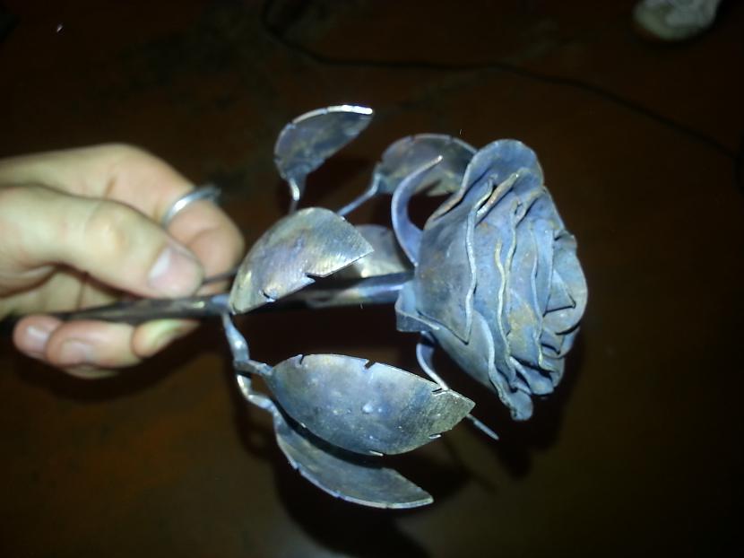 Autors: kpot Roze no metāla. Never ending rose. Metal rose hand made