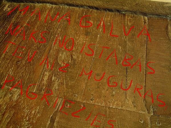 nbspIzdzirdēju durvis man... Autors: Arizon Es esmu miris...