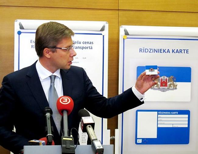 Autors: Hello ”Rīdzinieka karte” – iedzīvotāju pārvietošanās totālas kontroles sākums.