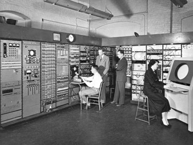 1951gads Whirlwind ... Autors: Werkis2 Datorspēļu vēsture (1887.-2015) + Interesanti FAKTI (Citur vairāk neatradīsi !)