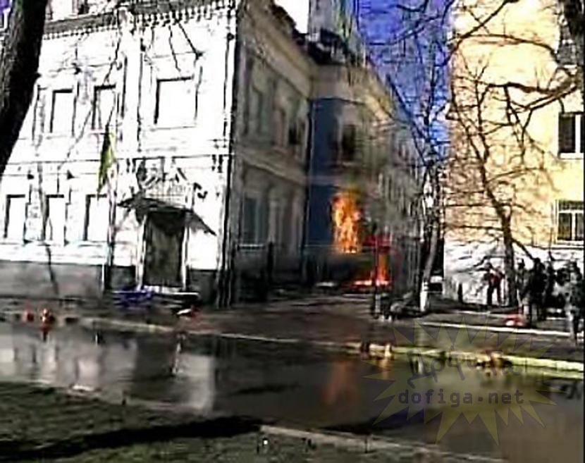 Autors: Hello Kijevas ielās atkal atsākās nemieri,šoreiz tie līdzinās karam.