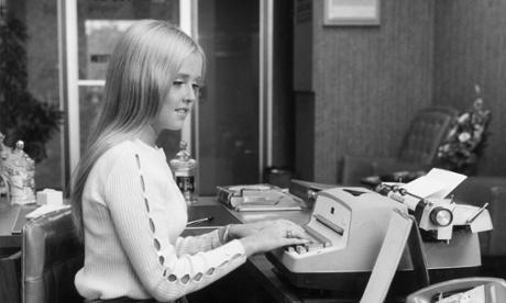 1970Sievietes cīņā pret... Autors: Artefakts Mīla birojā