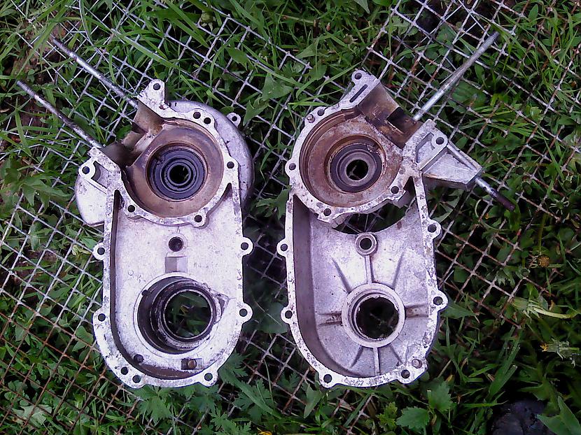 Salausto bloka pusi nevarēja... Autors: KOMANDI3RIS Vjatka VP-150 motora remonts.