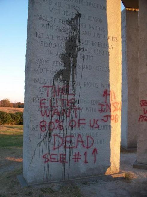 Monuments ir piedzīvojis... Autors: Lestets Džordžijas plāksnes