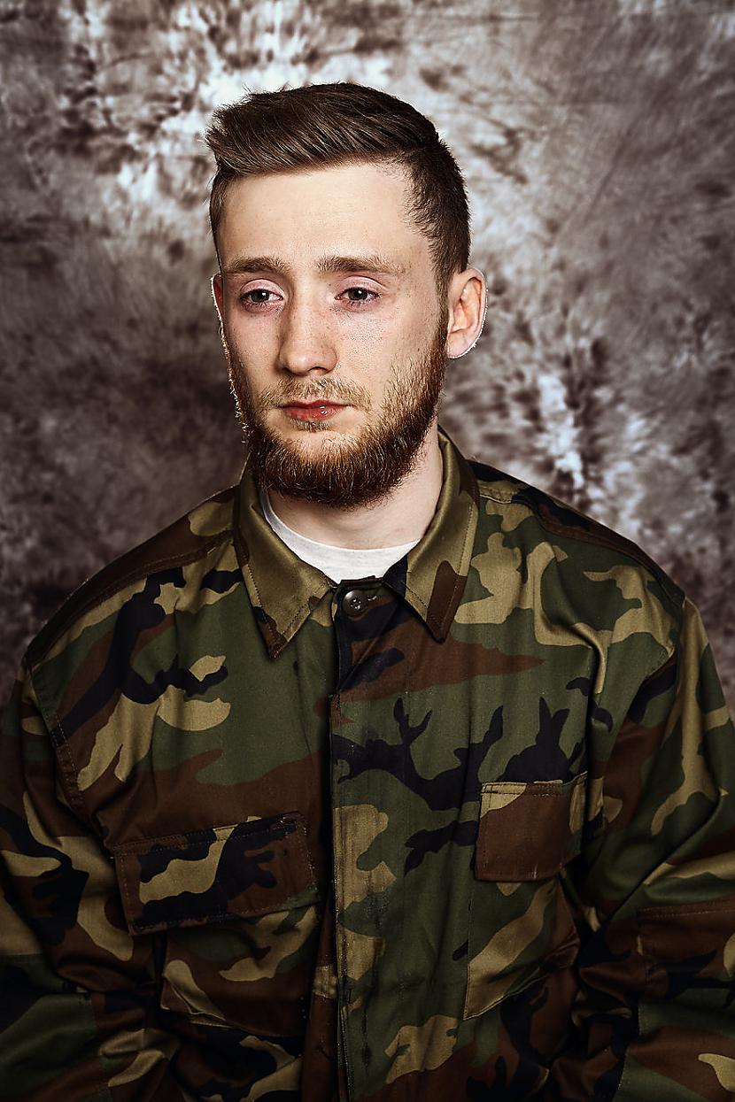 Lukas 25 gadi Ja mani... Autors: matilde Obligātais militārais dienests - jaunieši raud!