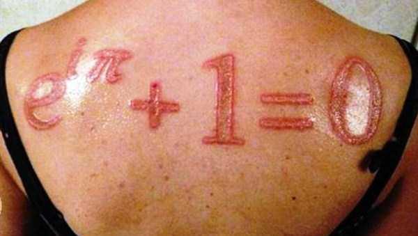 No ādas nogriež gabaliņus... Autors: Nilsons15 Body Modifications - Ķermeņa modifikācijas?! (1. daļa)