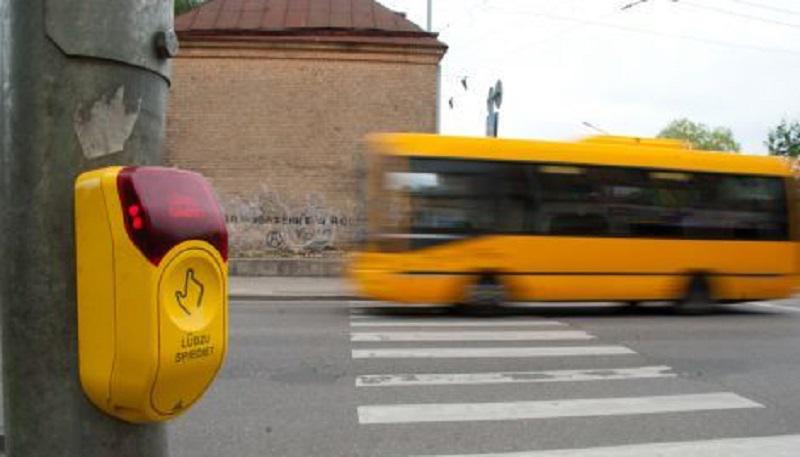 Gājēju pārejaKāda ir scaronī... Autors: matilde 17 vārdi, kuru nozīme ir CITĀDĀKA, ja esi uzaudzis Rīgā!
