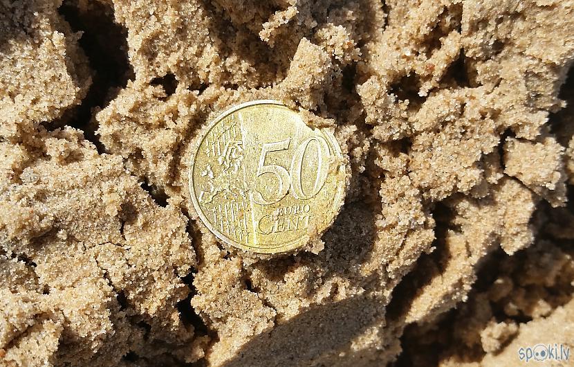 Patīkams pārsteigums Autors: pyrathe Ar metāla detektoru pa pludmali (1.maijs)