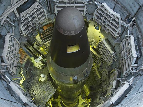 4 Kodolieroču... Autors: Daivids 7 teorijas kāds varētu būt 'pasaules gals'