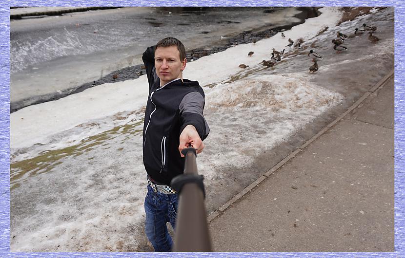 Ir arī tādi cilvēki kuri ir... Autors: Scorpio3 Selfiji. Joks: aptiekā un fotogrāfēšanā + viedoklis