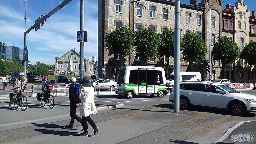 Autors: Lestets Sensacionāli - pašbraucošs autobuss Tallinā