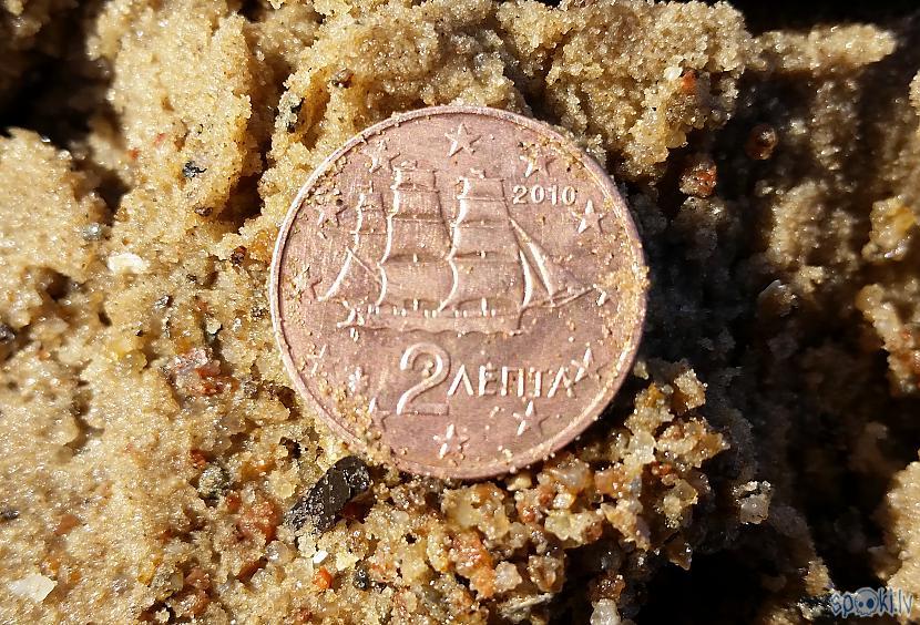2 leptas Autors: pyrathe Ar metāla detektoru pa pludmali 2018 (maijs)