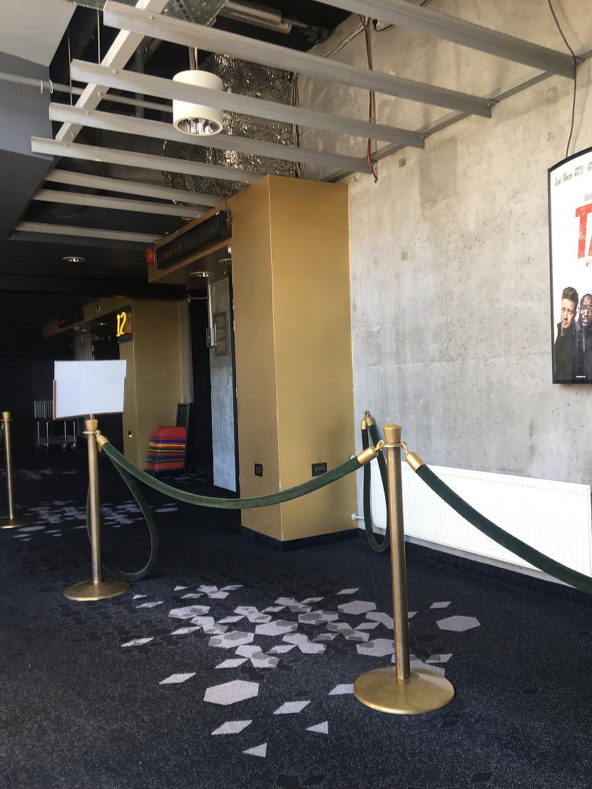 Autors: Fosilija Forum Cinemas bezatbildība