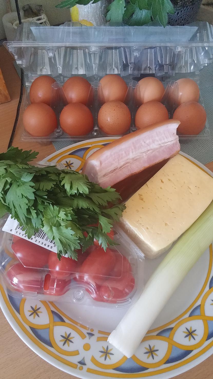 Luk manas sastavdalasvisu... Autors: Piparmētra11 Brokastīs omlete.