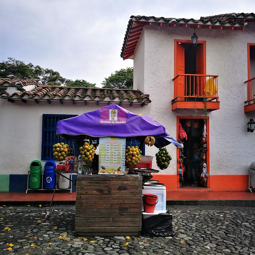 Pueblito Paisa ir dažas... Autors: Sanna Tūristiņā. Pablo Eskobara pilsēta IV