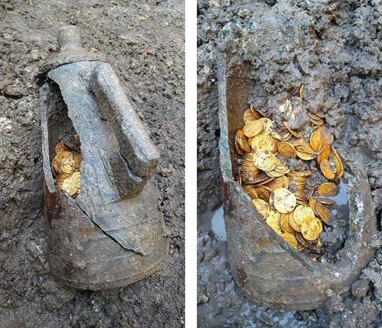 Vietējais arheologs Lukass... Autors: pyrathe Itālijā zem teātra ēkas celtnieki atrod 5. gadsimta zelta monētas