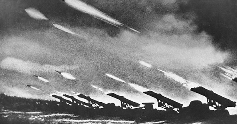 1943 gada aprīlī... Autors: Artefakts Katjušas stāsts