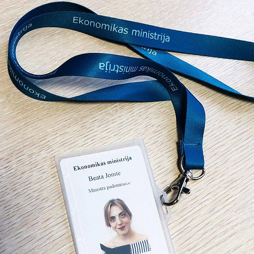 Scarono es likscaronu mājās... Autors: Bumbišķi News Network Jo labāks blogeris, jo labāks padomnieks ekonomikas jautājumos!