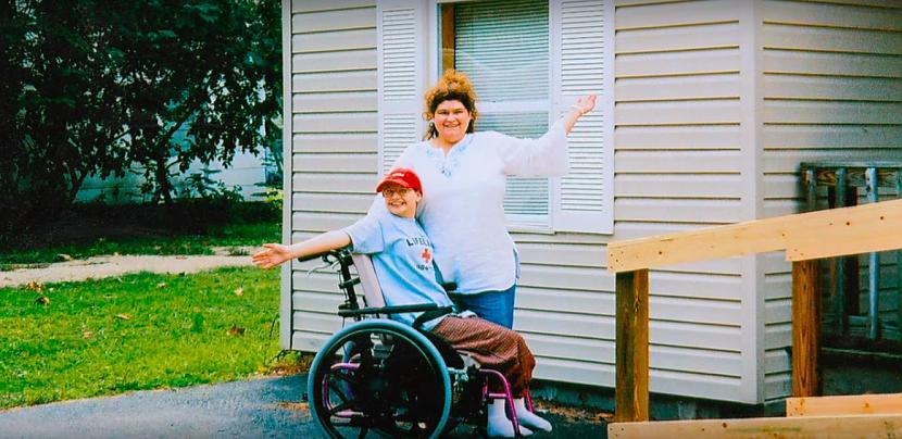 Māte kopā ar meitu dzīvoja... Autors: WatKat Taisnība var sāpēt, bet meli nogalina. Dee Dee un Gypsy Rose Blanchard lieta.