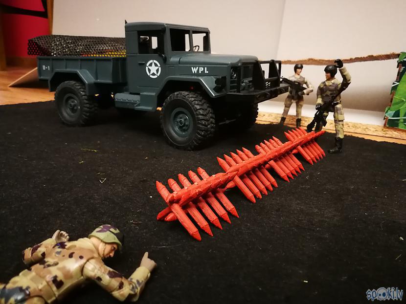 Autors: SalvatoreMundi Radiovadāmie. 1/16 mērogs.