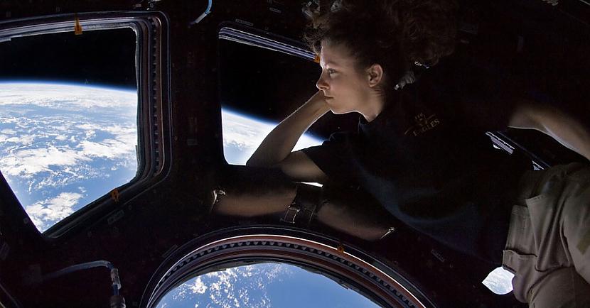 NASA nākamais ievērojamais... Autors: Lestets NASA paziņo, ka atļaus tūristiem apmeklēt Starptautisko kosmosa staciju