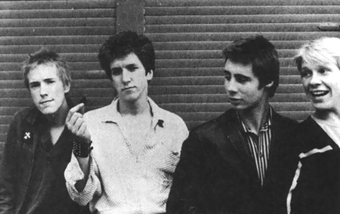 nbspSex Pistols bija angļu... Autors: matilde Leģendāru grupu fotogrāfijas pirms un pēc viņi kļuva slaveni