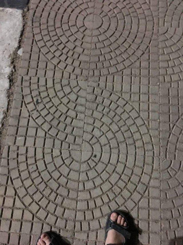 Autors: es tēvocis Pilnīgi pavirši...