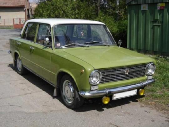 90tajos varēja sēsties... Autors: Real Devil Superraksts: Bērnība 90-tajos bija daudz LABĀKA, nekā mūsdienās!