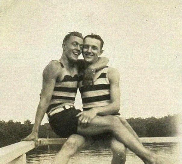 Autors: matilde 26 fotogrāfijas no pagātnes, kas pierāda to, ka geji un lesbietes bija jau sen