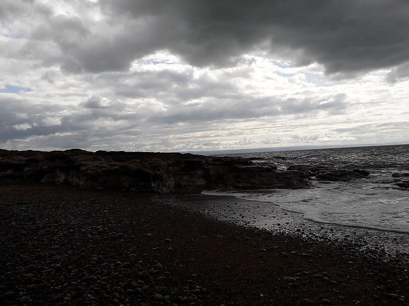 Autors: Griffith Dunraven Bay, Velsa, 7. septembris. 1/2 daļa.