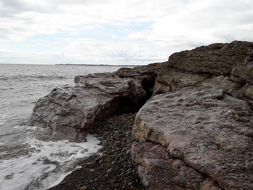 Autors: Griffith Dunraven Bay, Velsa, 7. septembris. 1/2 daļa.