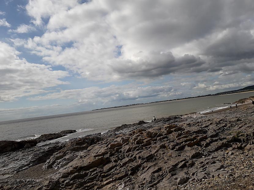 Autors: Griffith Dunraven Bay, Velsa, 7. septembris. 1/2 daļa.