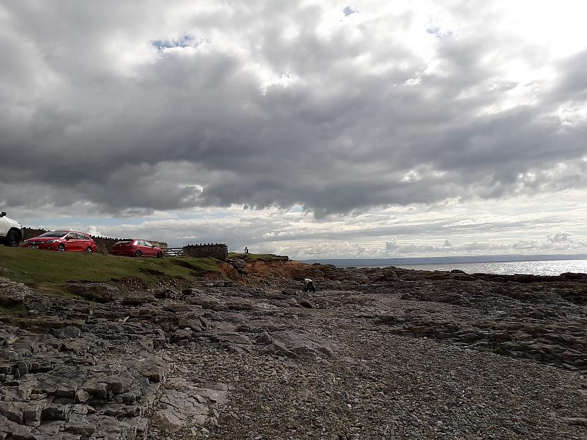 Autors: Griffith Dunraven Bay, Velsa, 7. septembris. 1/2 daļa.