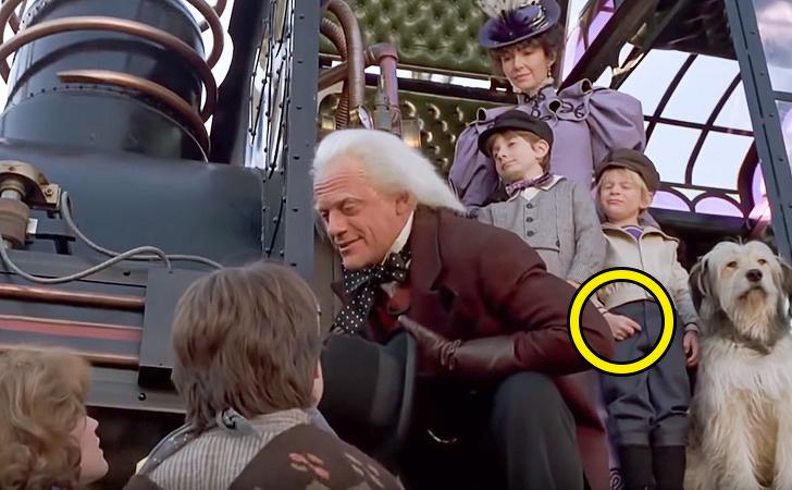 nbsplaquoBack to the Future... Autors: matilde 15 filmu kļūdas, kas speciāli tika atstātas