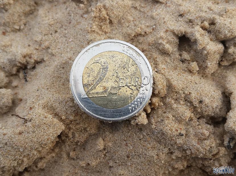 Autors: pyrathe Ar metāla detektoru pa pludmali 2019 (septembris)