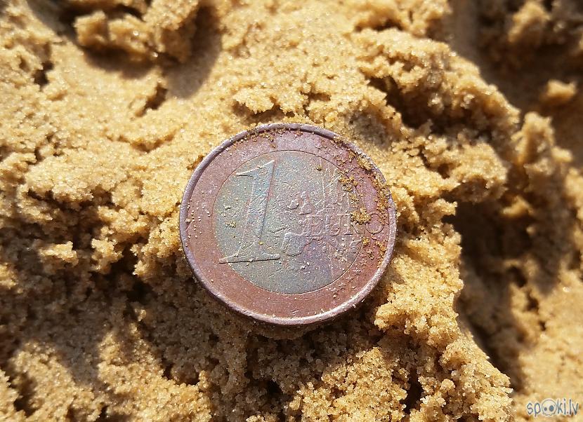 Autors: pyrathe Ar metāla detektoru pa pludmali 2019 (oktobris)