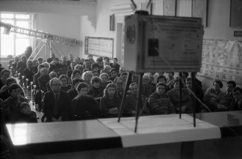 nbspAndropova bēres pa... Autors: Lestets Pelēkās Padomju dzīves aizliegtās fotogrāfijas