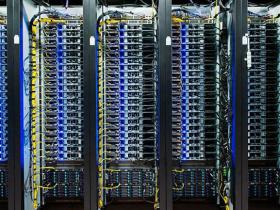 Facebook datu centrs