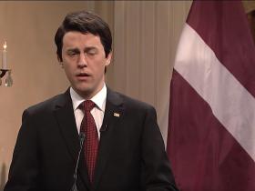 Populārajā ASV šovā «Saturday Night Live» Vējoni nodēvē par «Boratu»
