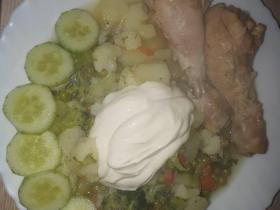 Pusdienās sautējums