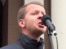 Aleksejam Rosļikovam patīk būt mazajam Nilam Ušakovam!