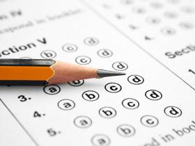 Tests par dažādām tēmām.
