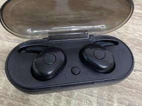 TWS bluetooth austiņas pa 10 EUR.